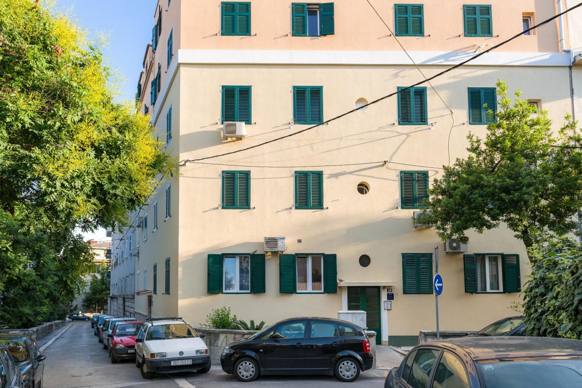Luxury Rooms And Apartment Silente Bacvice Split Bagian luar foto