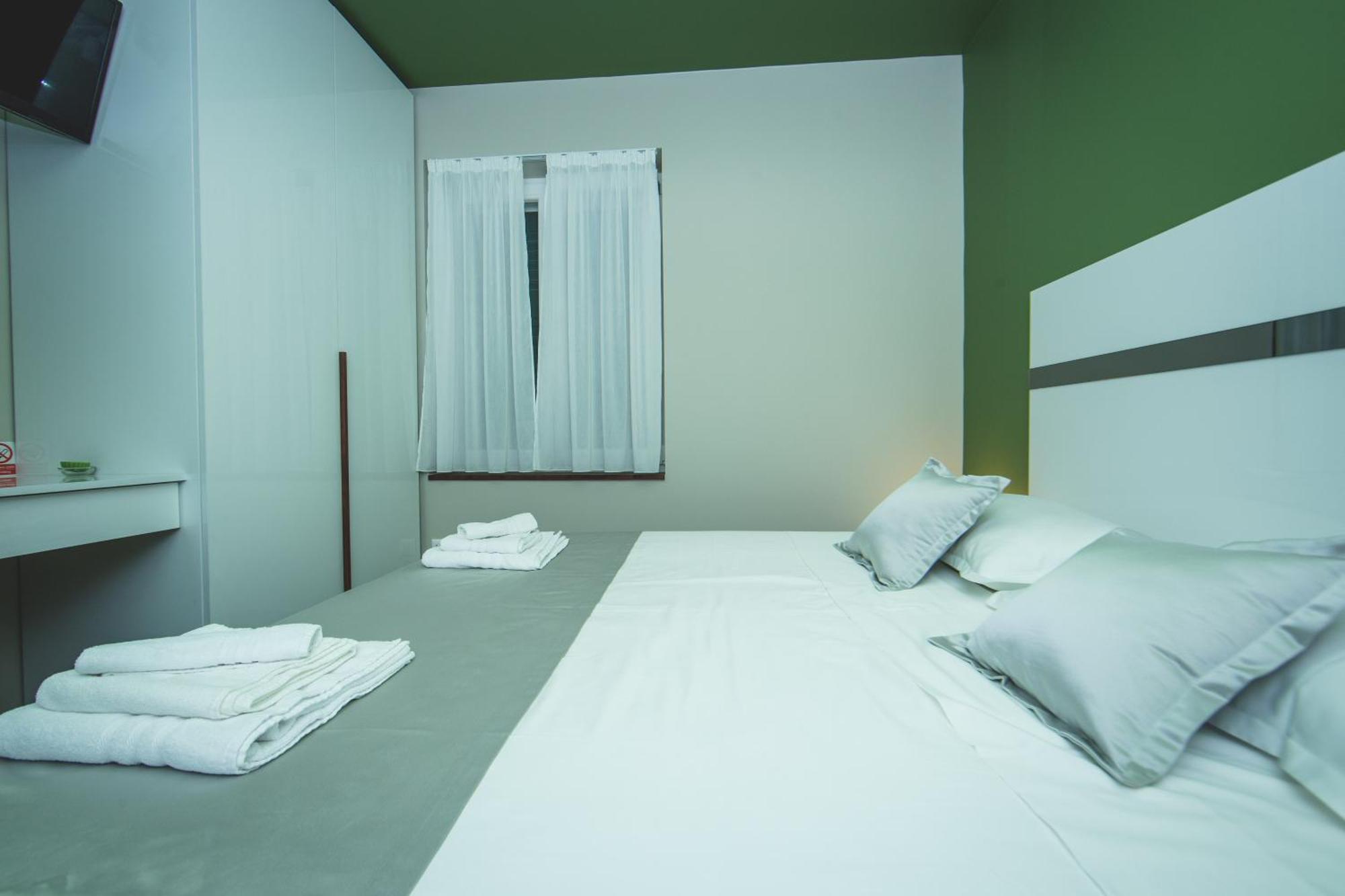 Luxury Rooms And Apartment Silente Bacvice Split Bagian luar foto