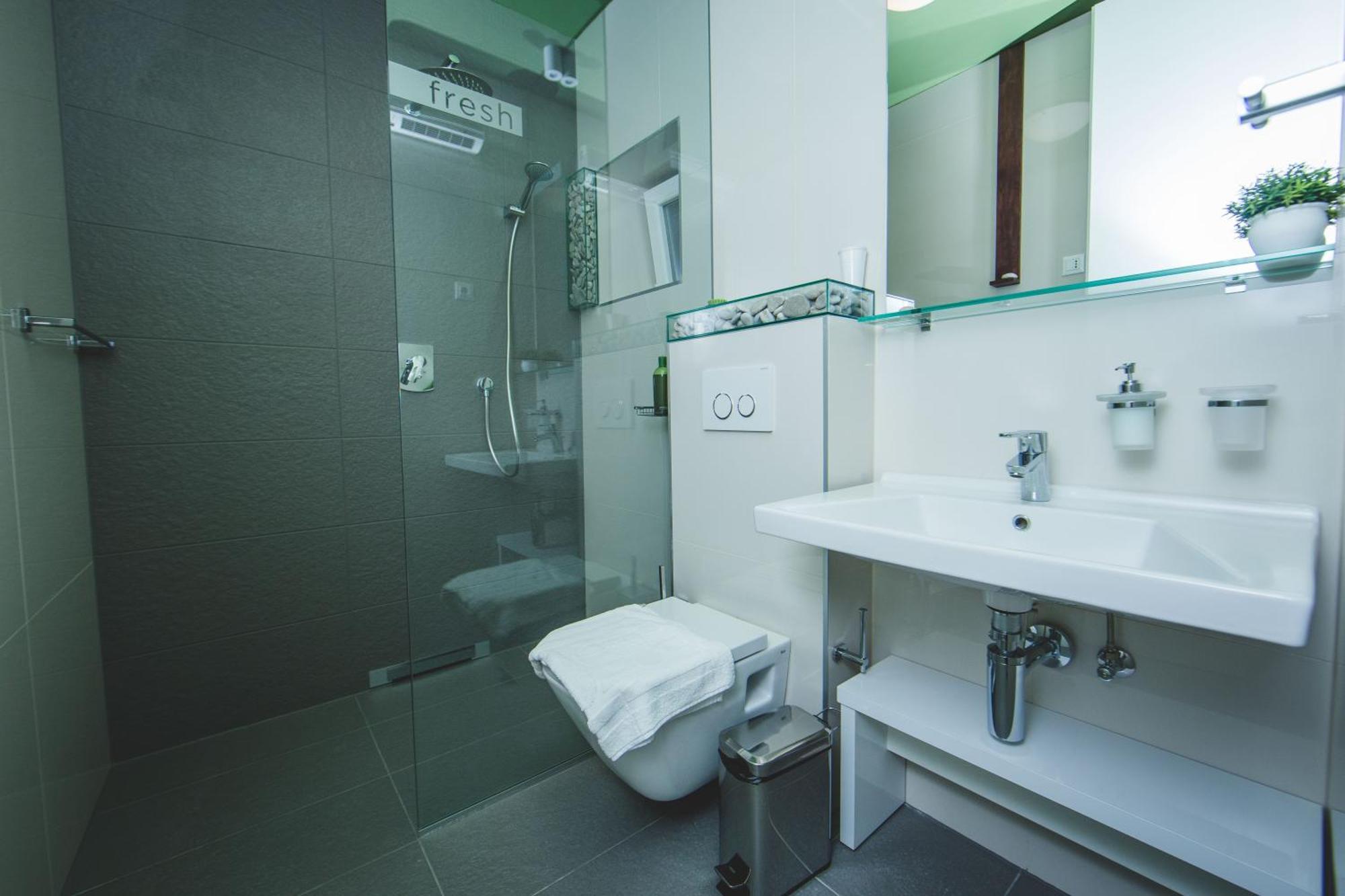 Luxury Rooms And Apartment Silente Bacvice Split Bagian luar foto
