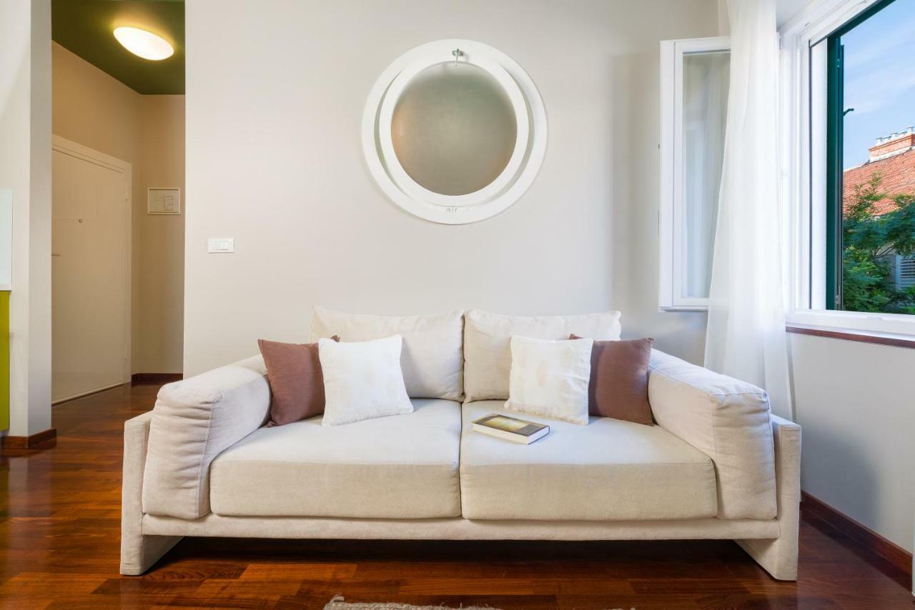Luxury Rooms And Apartment Silente Bacvice Split Bagian luar foto