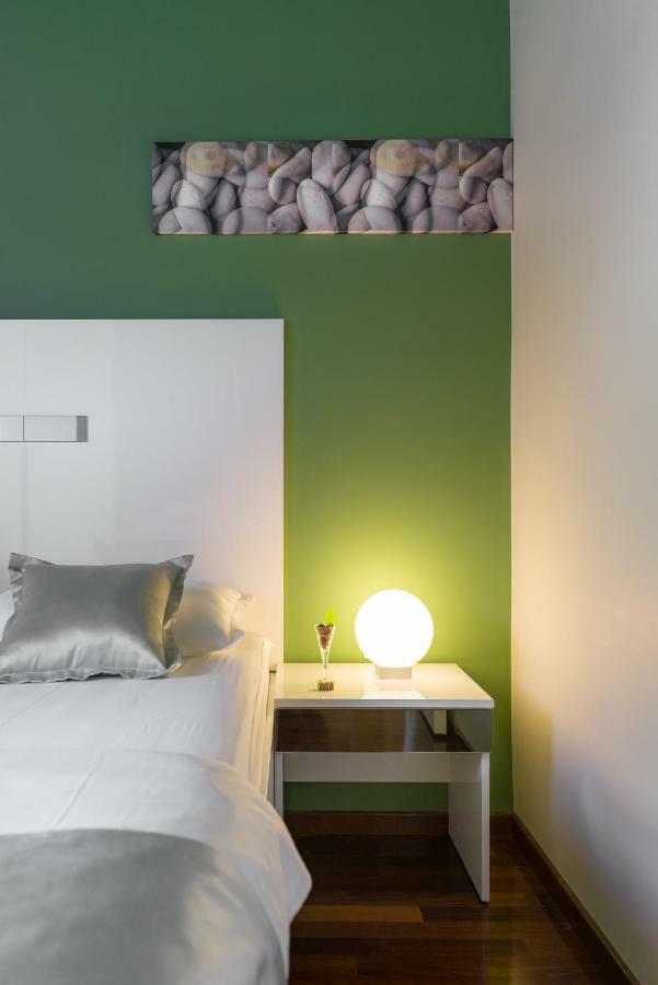 Luxury Rooms And Apartment Silente Bacvice Split Bagian luar foto